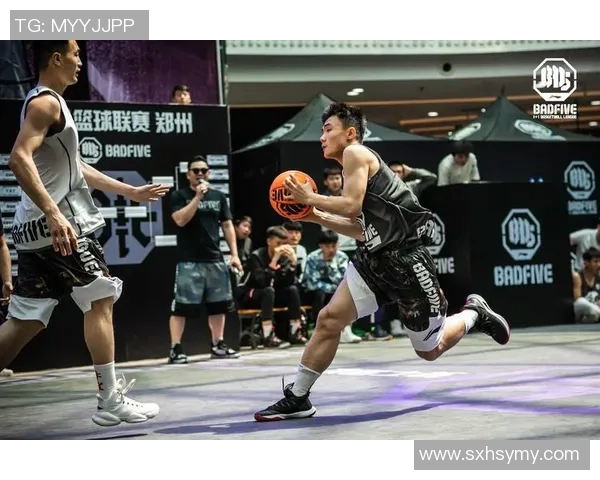 广东与深圳激战三月十二场面火爆精彩纷呈球迷热情高涨