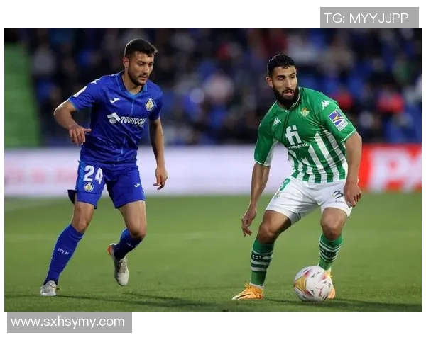 帕奎塔在球场上的精彩表现与未来发展潜力的深度分析与展望